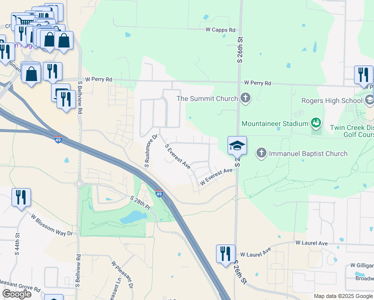 map of restaurants, bars, coffee shops, grocery stores, and more near 2754 West Kilimanjaro Way in Rogers