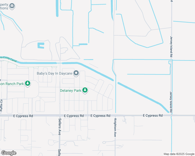 map of restaurants, bars, coffee shops, grocery stores, and more near 780 Dimock Street in Oakley