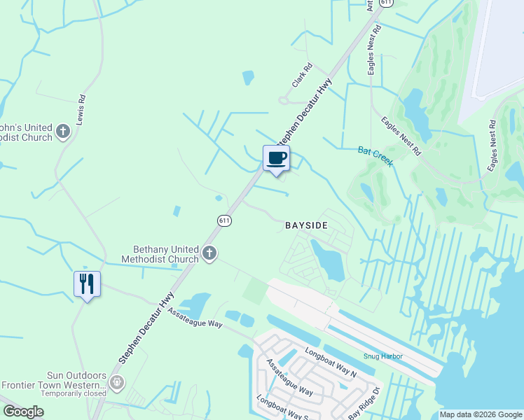map of restaurants, bars, coffee shops, grocery stores, and more near 12106 Landings Boulevard in Berlin