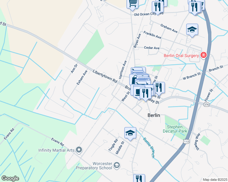 map of restaurants, bars, coffee shops, grocery stores, and more near 305 Washington Street in Berlin