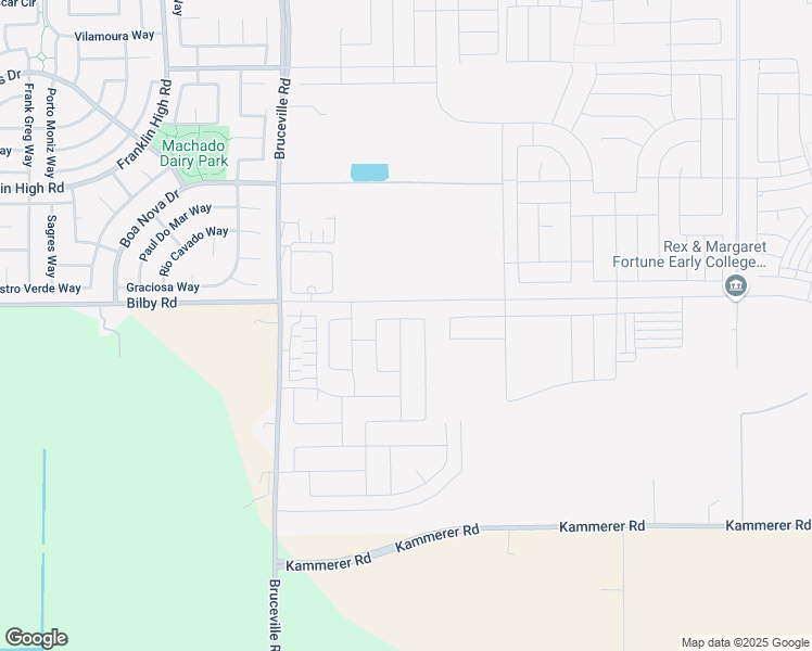 map of restaurants, bars, coffee shops, grocery stores, and more near 10408 Montaria Way in Elk Grove