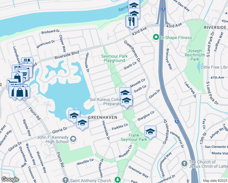 map of restaurants, bars, coffee shops, grocery stores, and more near 43 Shoreline Circle in Sacramento