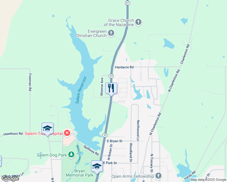 map of restaurants, bars, coffee shops, grocery stores, and more near 1700 North Broadway in Salem