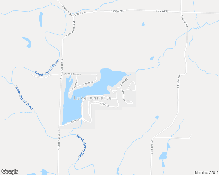 map of restaurants, bars, coffee shops, grocery stores, and more near 8402 East 256th Terrace in Freeman