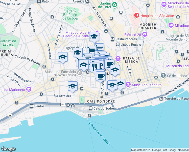 map of restaurants, bars, coffee shops, grocery stores, and more near 32 Rua Horta Seca in Lisboa