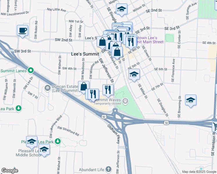 map of restaurants, bars, coffee shops, grocery stores, and more near 209 Southwest Pinetree Lane in Lee's Summit