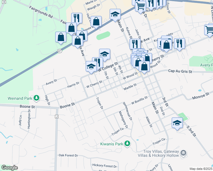 map of restaurants, bars, coffee shops, grocery stores, and more near 740 West Wood Street in Troy