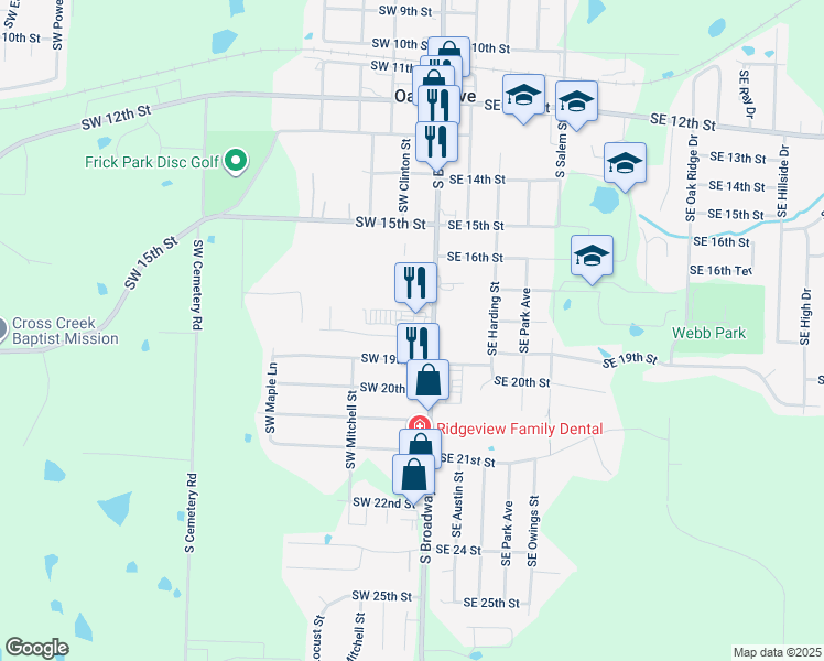 map of restaurants, bars, coffee shops, grocery stores, and more near 1702 South Broadway in Oak Grove