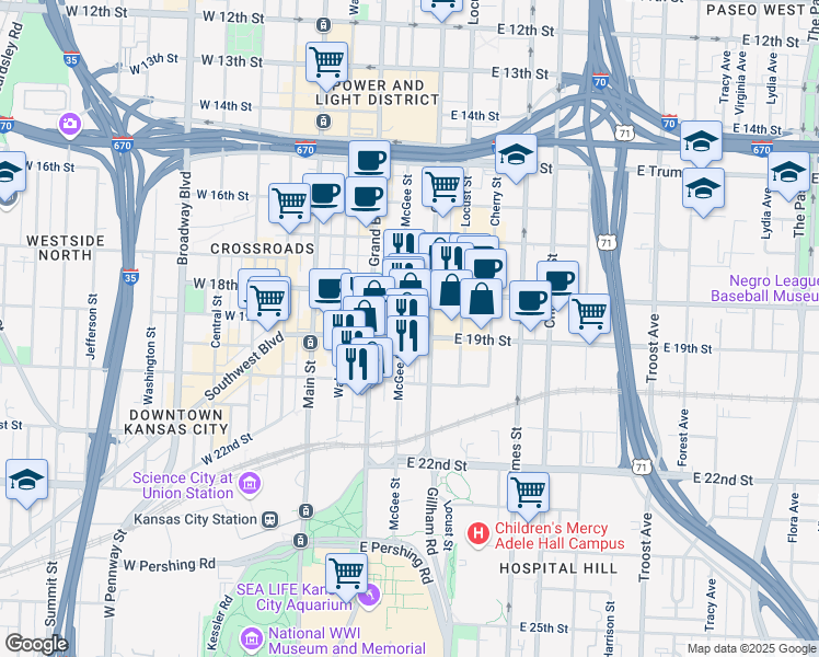 map of restaurants, bars, coffee shops, grocery stores, and more near 1900 Oak Street in Kansas City