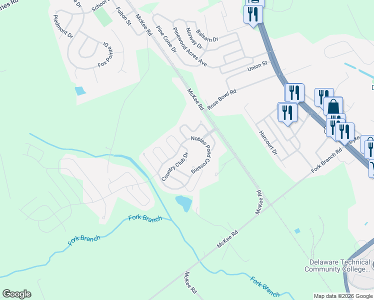 map of restaurants, bars, coffee shops, grocery stores, and more near 82 Nobles Pond Crossing in Dover