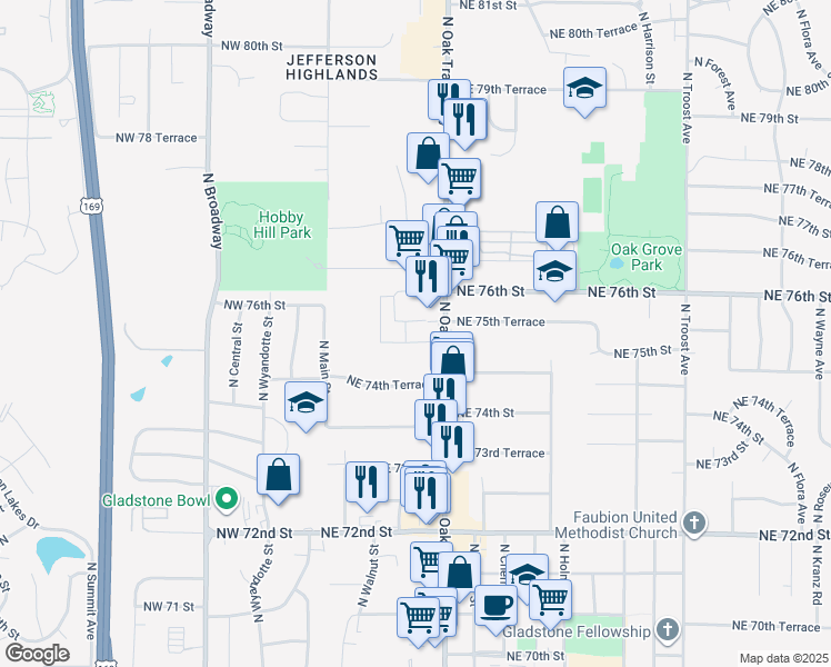 map of restaurants, bars, coffee shops, grocery stores, and more near 7510 North Oak Trafficway in Gladstone