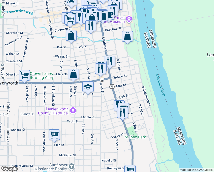 map of restaurants, bars, coffee shops, grocery stores, and more near 414 Pine Street in Leavenworth