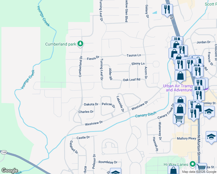map of restaurants, bars, coffee shops, grocery stores, and more near 1194 Oak Leaf Road in Franklin