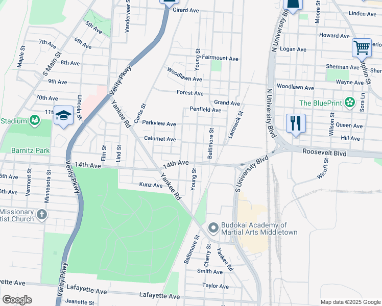 map of restaurants, bars, coffee shops, grocery stores, and more near 1220 Young Street in Middletown