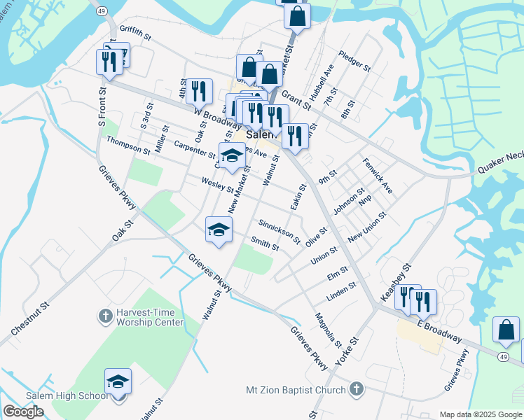 map of restaurants, bars, coffee shops, grocery stores, and more near 207 Wesley Street in Salem