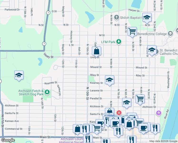 map of restaurants, bars, coffee shops, grocery stores, and more near 810 North 10th Street in Atchison