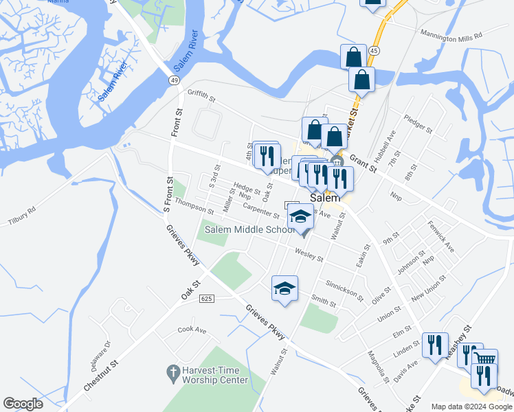 map of restaurants, bars, coffee shops, grocery stores, and more near 17 Oak Street in Salem
