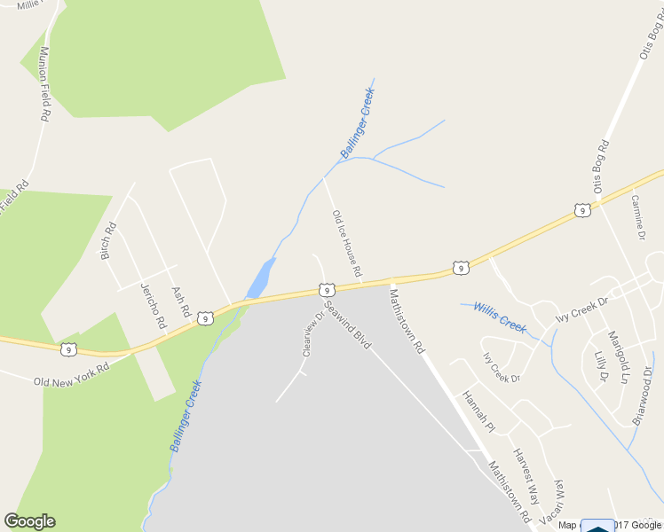 map of restaurants, bars, coffee shops, grocery stores, and more near 4 Woodduck Drive in Tuckerton