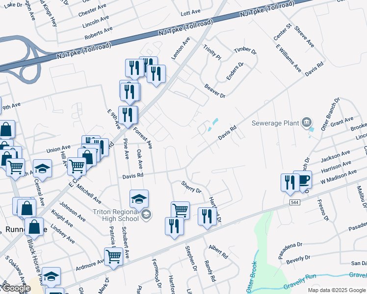 map of restaurants, bars, coffee shops, grocery stores, and more near 14 Callie Court in Barrington
