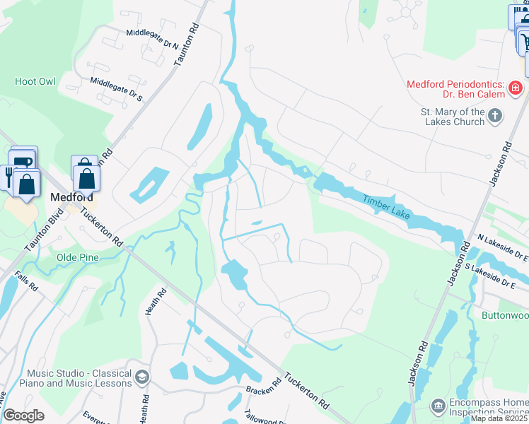 map of restaurants, bars, coffee shops, grocery stores, and more near 8 Pin Oak Trail in Medford