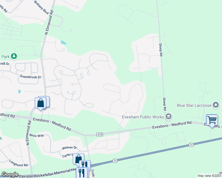 map of restaurants, bars, coffee shops, grocery stores, and more near 72 Huxley Circle in Evesham