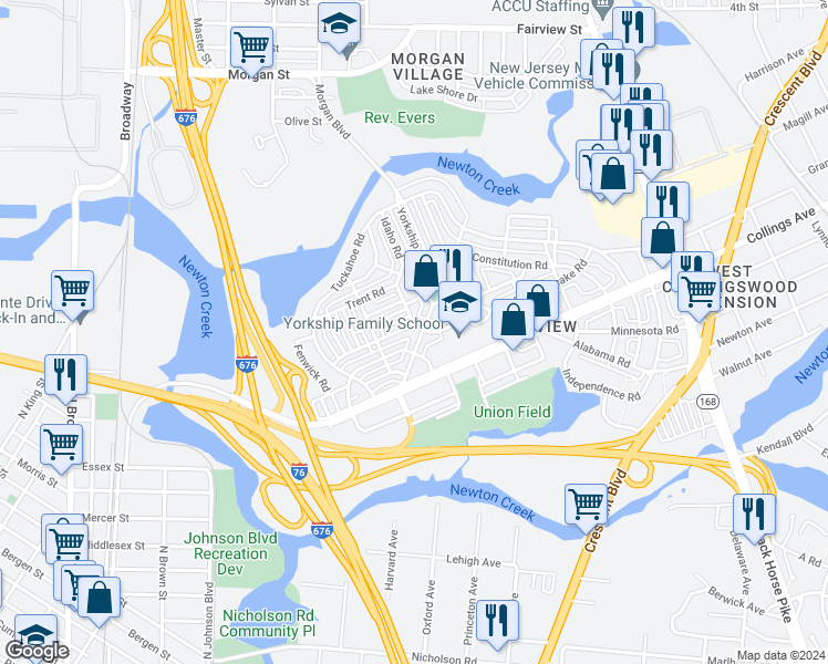 map of restaurants, bars, coffee shops, grocery stores, and more near 3066 Kearsarge Road in Camden