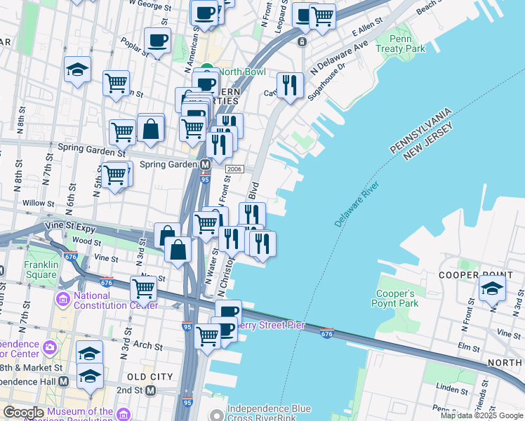 map of restaurants, bars, coffee shops, grocery stores, and more near 427 North Christopher Columbus Boulevard in Philadelphia