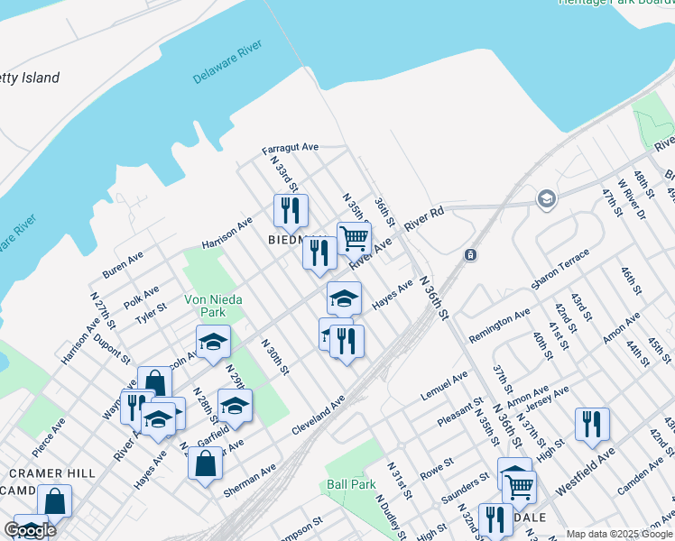 map of restaurants, bars, coffee shops, grocery stores, and more near in Camden