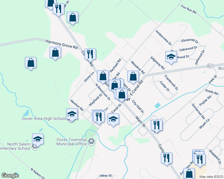map of restaurants, bars, coffee shops, grocery stores, and more near 61 North Main Street in Dover