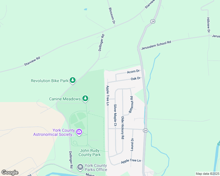 map of restaurants, bars, coffee shops, grocery stores, and more near 745 Apple Tree Lane in Mount Wolf