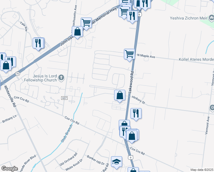 map of restaurants, bars, coffee shops, grocery stores, and more near 700 Stallion Circle West in Toms River