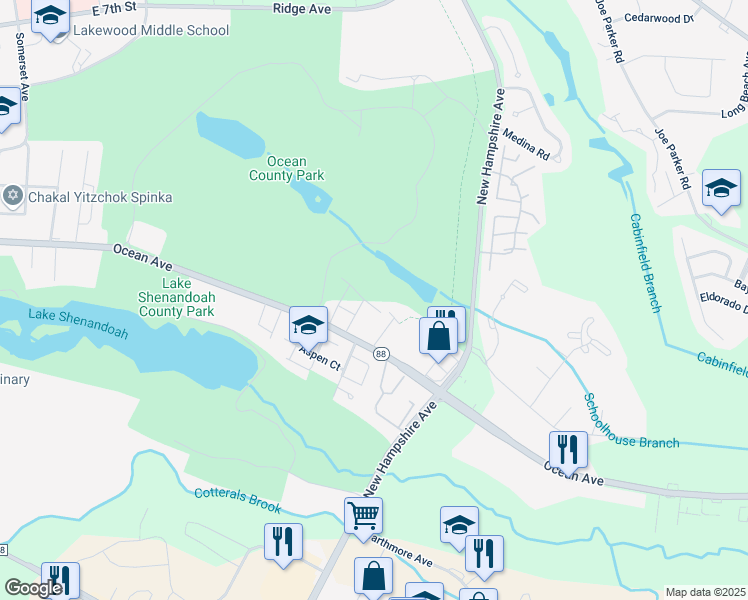 map of restaurants, bars, coffee shops, grocery stores, and more near 33 Rockefeller Drive in Lakewood
