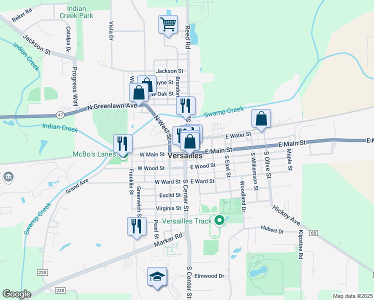 map of restaurants, bars, coffee shops, grocery stores, and more near 17 East Main Street in Versailles