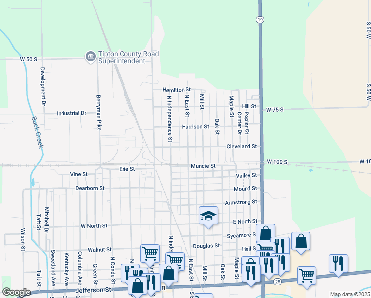 map of restaurants, bars, coffee shops, grocery stores, and more near 634 North East Street in Tipton