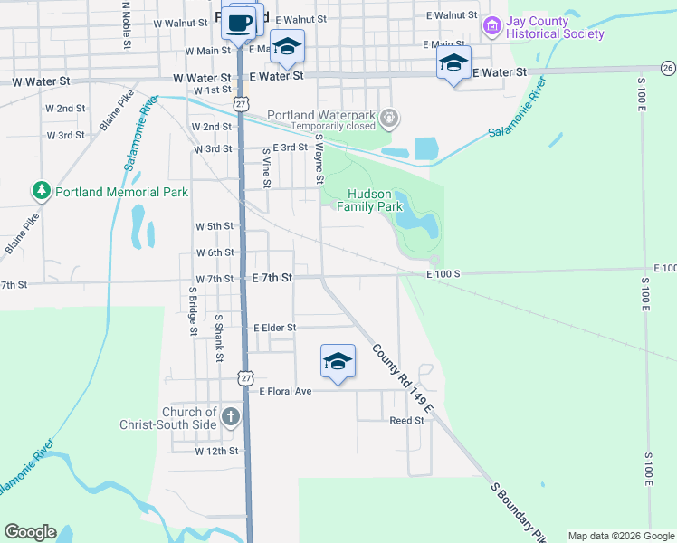 map of restaurants, bars, coffee shops, grocery stores, and more near 431 East 7th Street in Portland