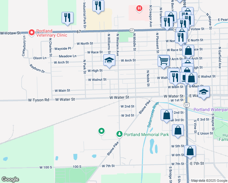 map of restaurants, bars, coffee shops, grocery stores, and more near South Williams Street in Portland