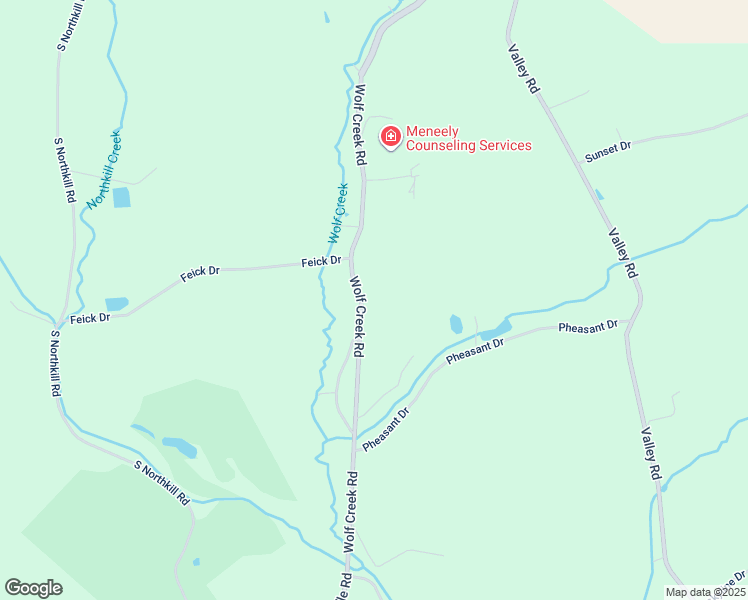 map of restaurants, bars, coffee shops, grocery stores, and more near 389 Wolf Creek Road in Bernville