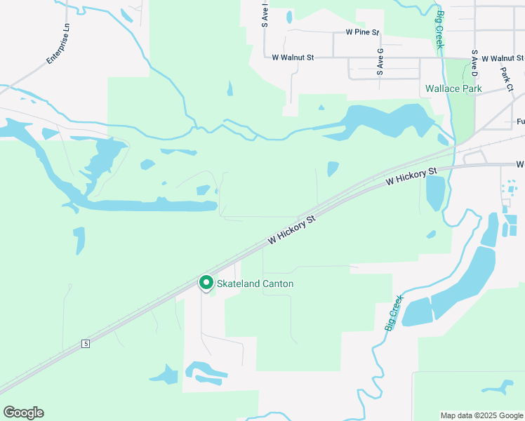 map of restaurants, bars, coffee shops, grocery stores, and more near 905 West Maple Street in Canton