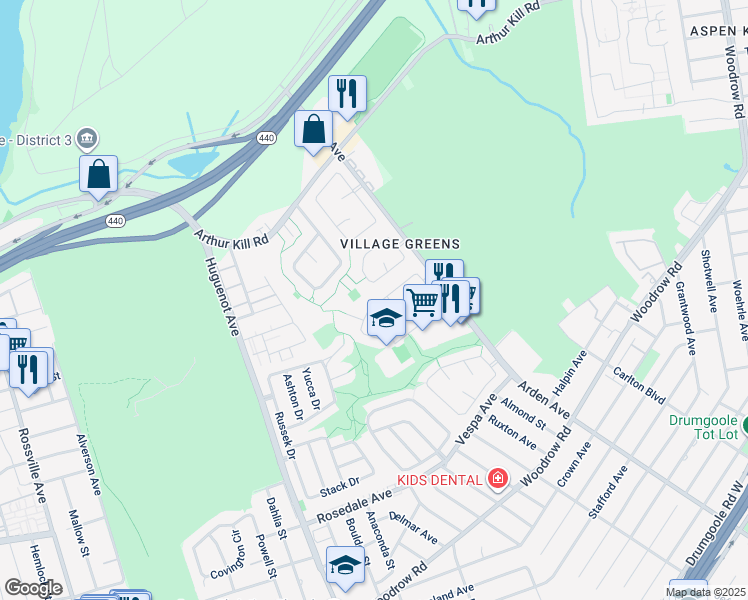 map of restaurants, bars, coffee shops, grocery stores, and more near 247 Hampton Green in Staten Island