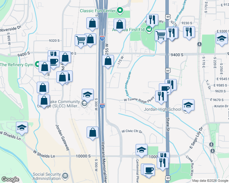 map of restaurants, bars, coffee shops, grocery stores, and more near 230 West Towne Ridge Parkway in Sandy