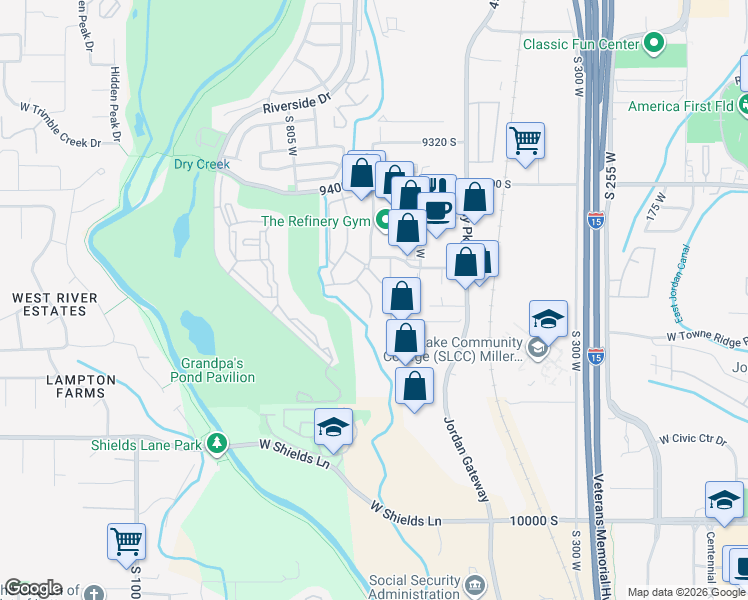 map of restaurants, bars, coffee shops, grocery stores, and more near 628 Creek Bluff Cove in Sandy