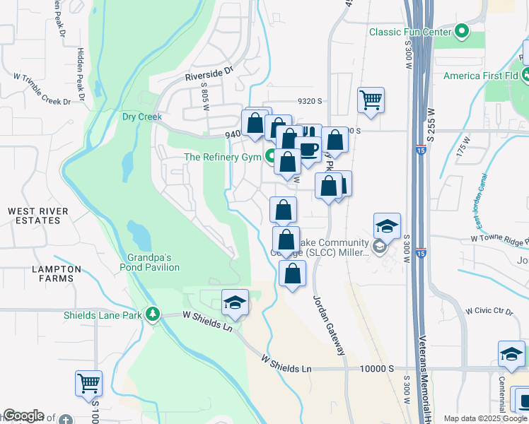 map of restaurants, bars, coffee shops, grocery stores, and more near 628 Creek Bluff Cove in Sandy