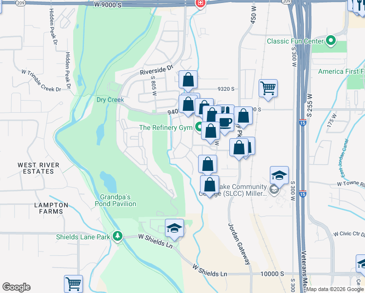 map of restaurants, bars, coffee shops, grocery stores, and more near 699 Villa Bluff Way in Sandy
