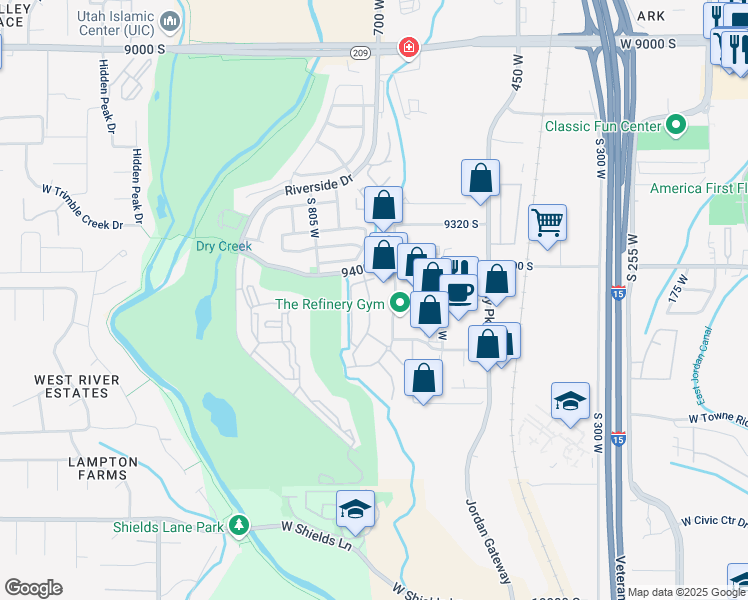 map of restaurants, bars, coffee shops, grocery stores, and more near 9465 Hidden Point Drive in Sandy