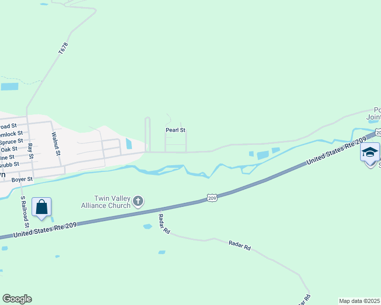 map of restaurants, bars, coffee shops, grocery stores, and more near 692-1038 East Market Street in Williamstown