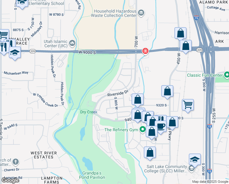 map of restaurants, bars, coffee shops, grocery stores, and more near 773 Club Oaks Drive in Sandy
