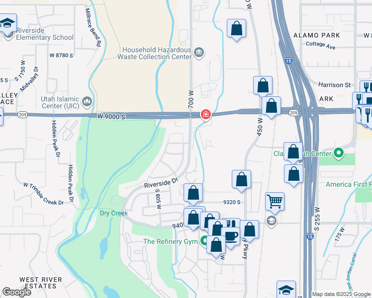 map of restaurants, bars, coffee shops, grocery stores, and more near 9095 Club Oaks Drive in Sandy