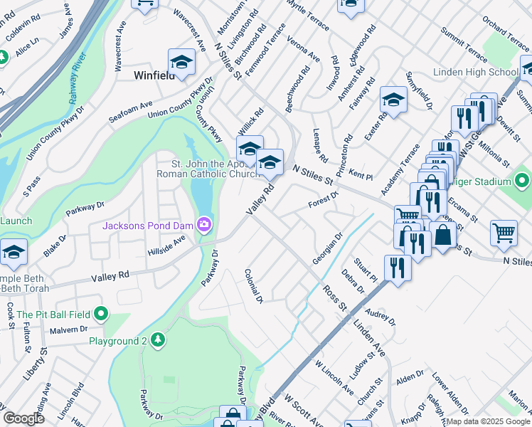 map of restaurants, bars, coffee shops, grocery stores, and more near 15 Crestwood Ln in Clark