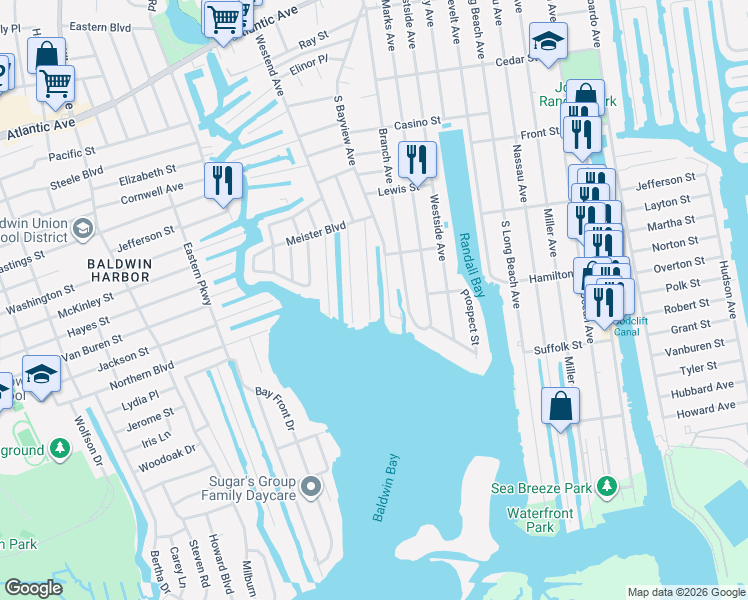 map of restaurants, bars, coffee shops, grocery stores, and more near 679 South Bayview Avenue in Freeport