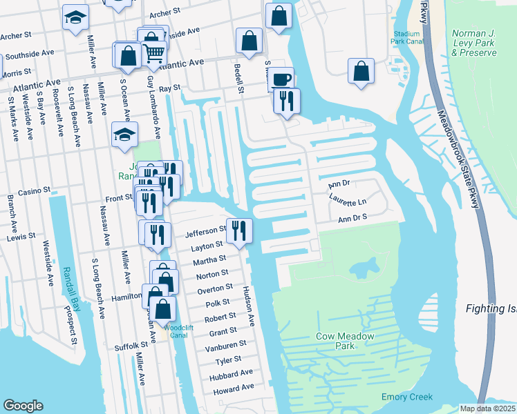 map of restaurants, bars, coffee shops, grocery stores, and more near 95 West 3rd Street in Freeport